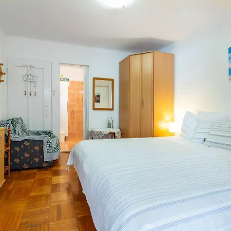 Direkt An Der Adria Apartment *